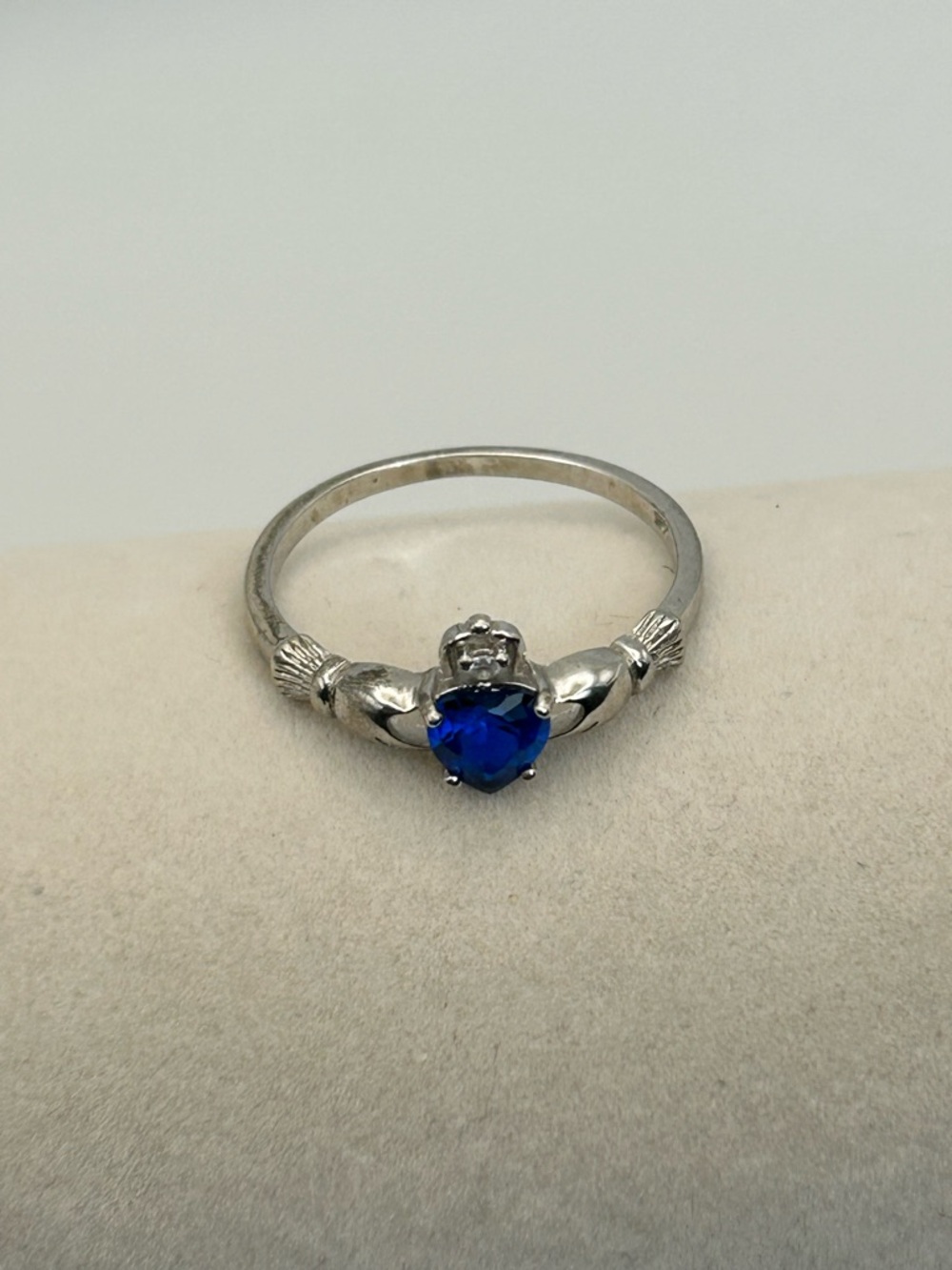 Sterling Silver Claddagh Ring Heart-Shaped Blue Stone Stamped 925 Size 10 - Picture 4 of 12